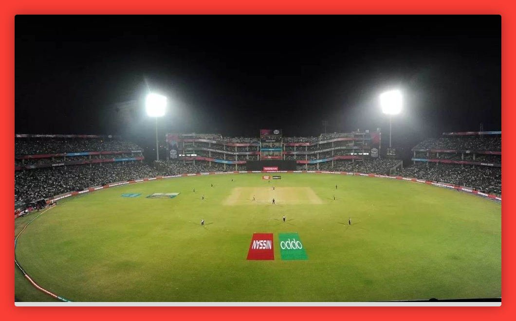 IND vs AUS Pitch Report: बल्लेबाज मारेंगे गेंद या गेंदबाज बरपाएंगे कहर, जानिए एम. चिन्नास्वामी की पिच का हाल